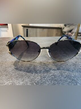 Yves Saint Laurent Sunglasses with Blue Tortoiseshell Temples &Gray Lenses& Case